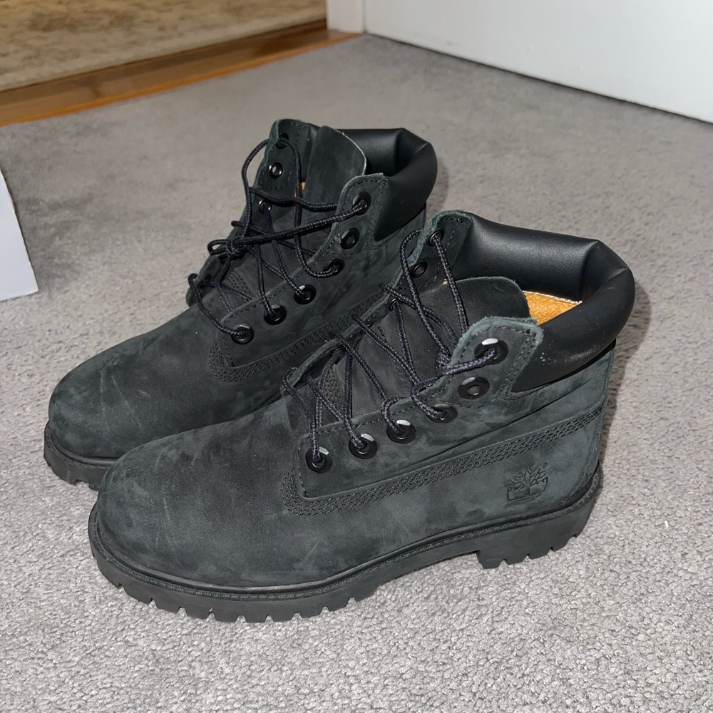 PRICE NEGOTIABLE ‼️‼️‼️‼️ Black Men’s Timberland Boots